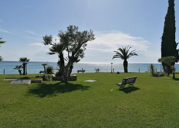 Vista De La Luna 4 *