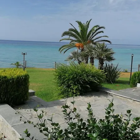 Дом отдыха Vista De La Luna Beachfront Скала-Фуркас