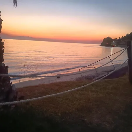 Vista De La Luna Beachfront Skala Fourkas
